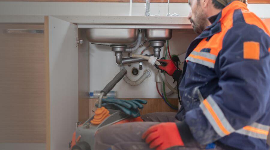 Professional slab leak plumber services in Wapiti, WY